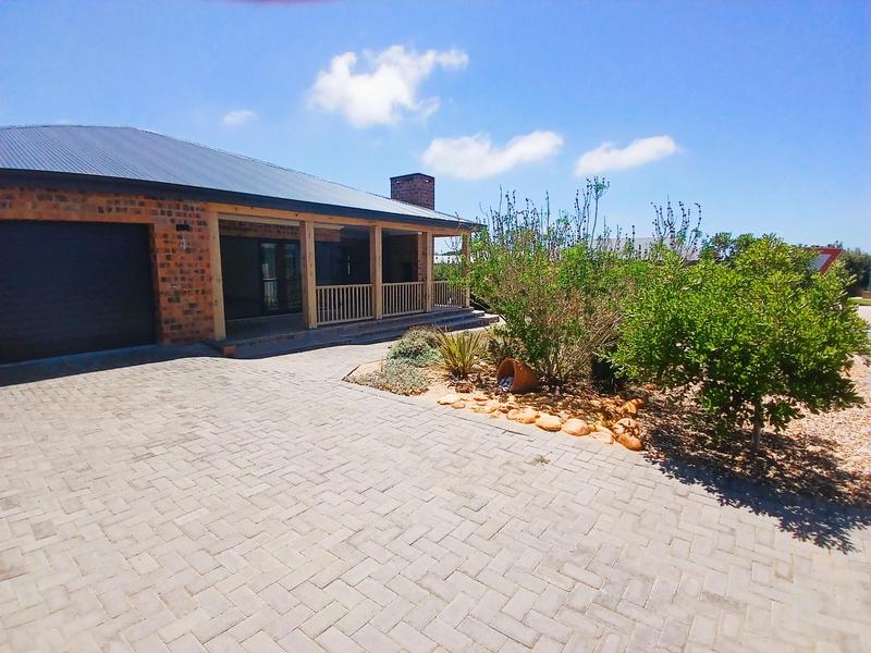 3 Bedroom Property for Sale in Stilbaai Wes Western Cape
